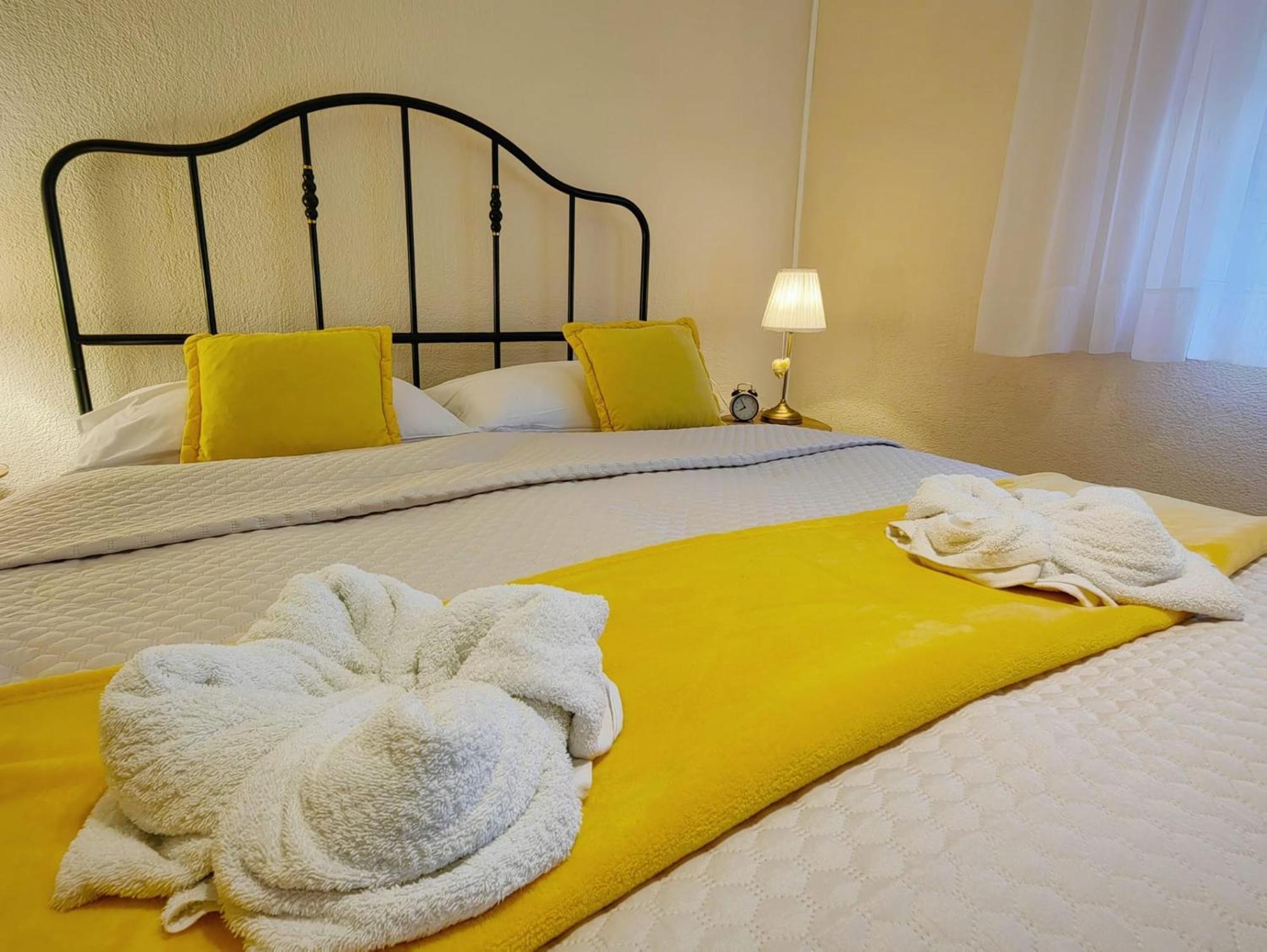 פוז'ינה Apartmani Sabina מראה חיצוני תמונה